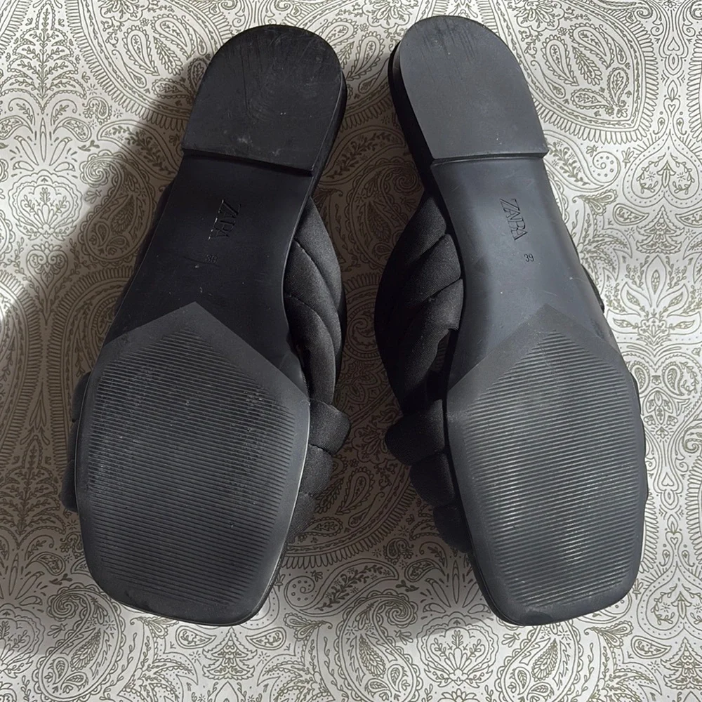 Zara Black Quilted Slide Sandals Size 39 - 8.5 - Picture 3 of 8